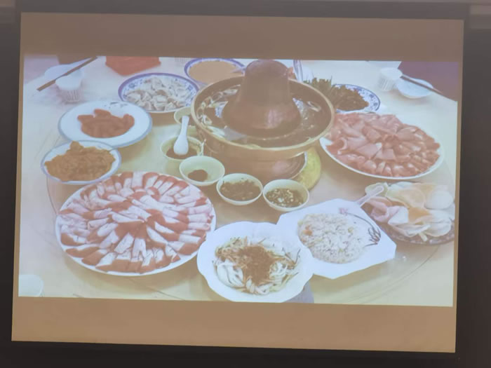 綿陽中旅行假日旅行社舉行胡楊林、南疆專列推薦會(huì)