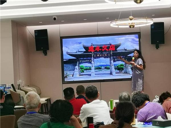 綿陽中旅行假日旅行社舉行“什邡號(hào).2025熊貓專列”旅游線路分享會(huì)